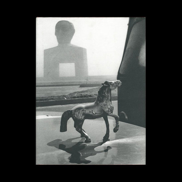 MONASTERIO, Pablo Ortiz and José Emilio Pacheco. La Última Ciudad. Mexico City: Casa de las Imágenes, 1996.